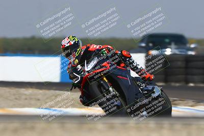 media/Sep-20-2025-TrackDaz (Sat) [[27f0cde673]]/A Group/12pm (Turn 1)/